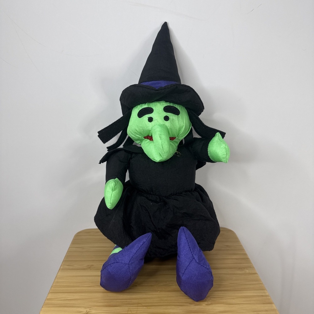 1998 International Silver Co 13" Witch Vintage Halloween Nylon Plush Spooky